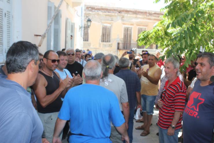  “Πολεμούν τη μεταβίβαση ευθαρσώς”