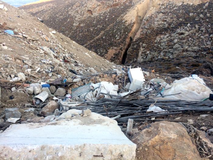 Να απομακρυνθούν τα αδρανή υλικά από τα μεταλλεία