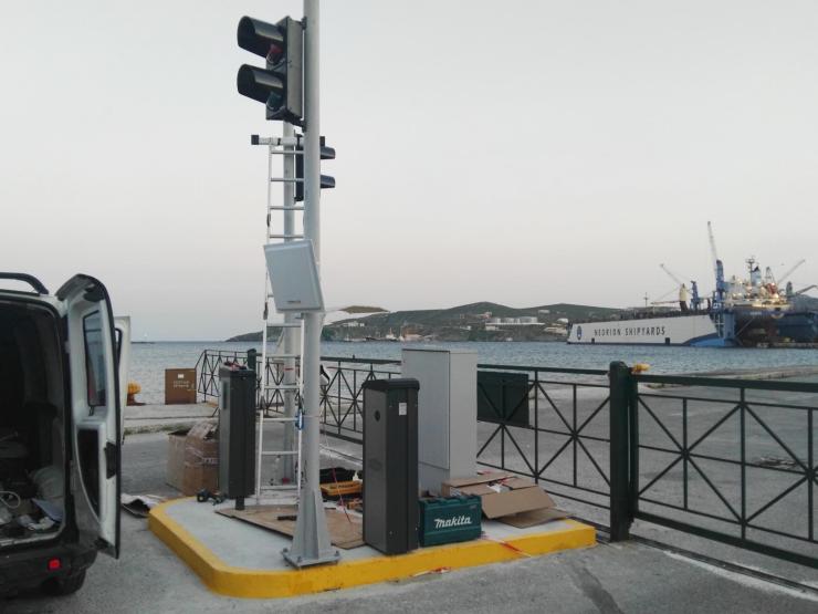 Ο “μεγάλος αδελφός” στο λιμάνι της Ερμούπολης 