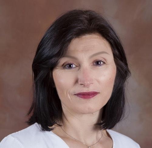 Η Λήδα Λαικοπούλου Μανωλά από τη Νάξο υποψήφια με τον Γ. Χατζημάρκο