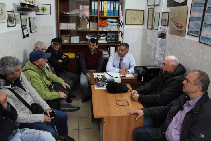 Ο Γ. Μαραγκός συναντήθηκε με την Ένωση Συνταξιούχων Ναυτικών Σύρου 
