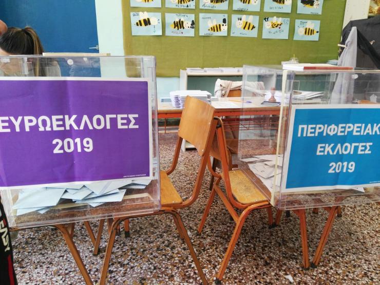 Με μικροπροβλήματα οι εκλογές στις Κυκλάδες 