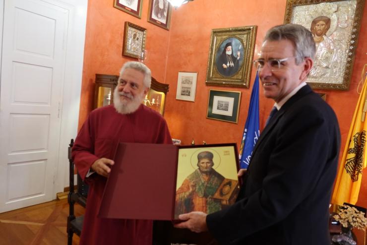 Ο Τζέφρι Πάιατ στον Μητροπολίτη Σύρου 