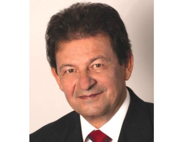 "Αποχαιρετούμε έναν έντιμο μαχητή"