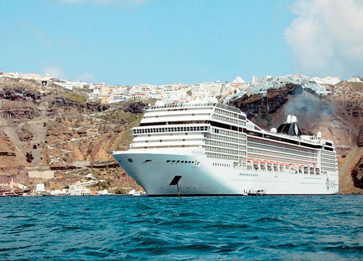 Δήμος και φορείς της Σαντορίνης κοινή πορεία για την επανεκκίνηση της κρουαζιέρας 