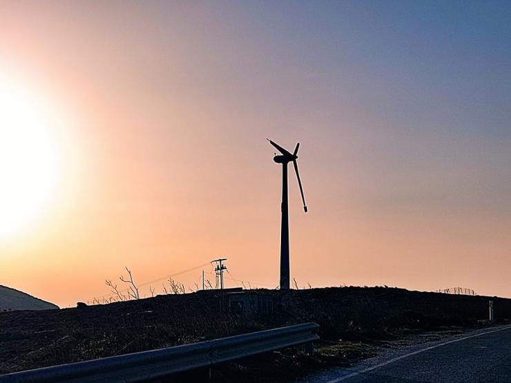 Προσεχώς απομάκρυνση για την ανεμογεννήτρια στον Βούλια 