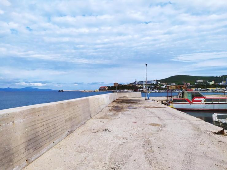 Φροντίδα σε παραλιακό τμήμα πλησίον της θέσης ΜΕΤΚΑ