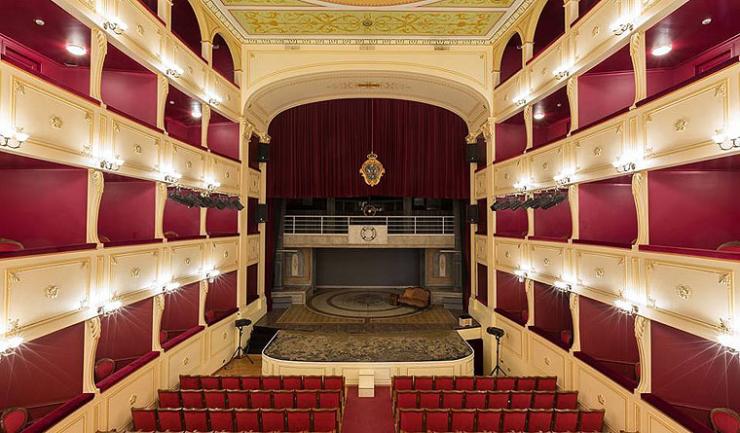 Ψηφιακές περιηγήσεις σε θέατρο “Απόλλων” και Βιομηχανικό μουσείο 