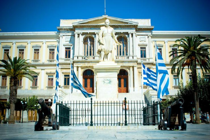 Έργο ύψους 2,2 εκατ. ευρώ για τις όψεις του Δημαρχείου Σύρου 