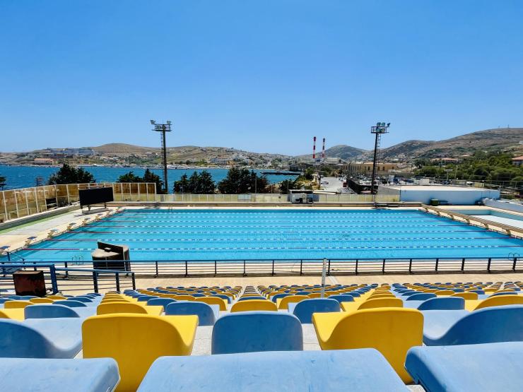 Ξεκινά ξανά τη λειτουργία του το κολυμβητήριο Σύρου 