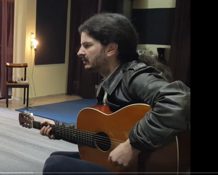«Έφυγε» από τη ζωή ο Αμοργιανός κιθαρίστας Κώστας Γεράκης