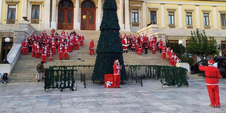 Santa Run: Μία ζεστή “αγκαλιά” για τη Χριστίνα