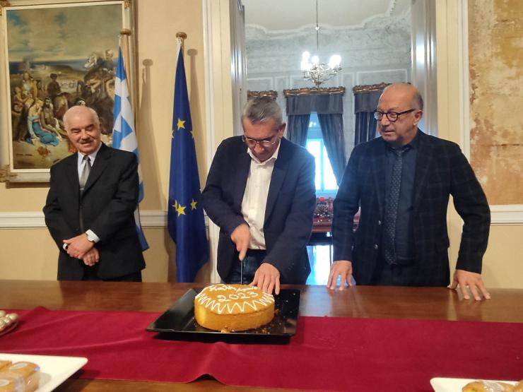 Πολιτικό προσωπικό και υπάλληλοι ενωμένοι για την πρόοδο του Ν. Αιγαίου