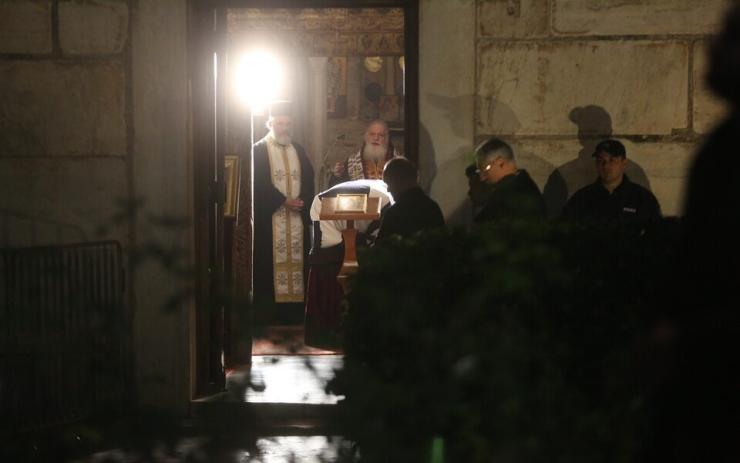 Τέως βασιλιάς Κωνσταντίνος: Στο παρεκκλήσι της Μητρόπολης η σορός του
