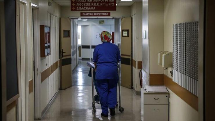 "Μπόνους" σε γιατρούς και νοσηλευτές για μετακίνηση σε δομές Υγείας 