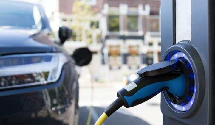 Σε λειτουργία η εφαρμογή «reCharge» για τα σημεία φόρτισης ηλεκτρικών οχημάτων 