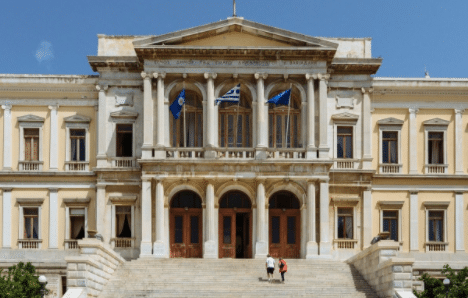 Οικονομική πορεία με αντανακλαστικά και αστερίσκους… 