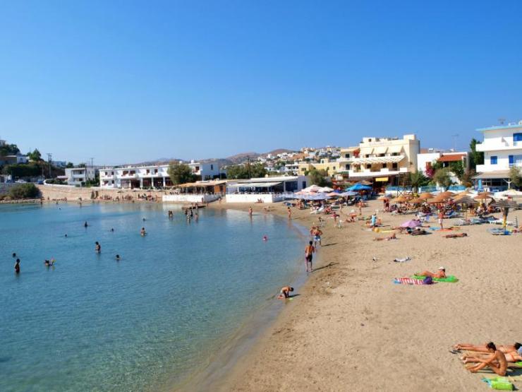 Αγώνας δρόμου... για δημοπρασίες παραλιών και ναυαγοσώστες 
