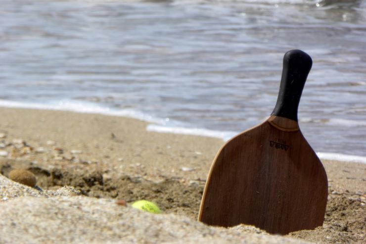 Πρόστιμα 1.000 ευρώ για ρακέτες 