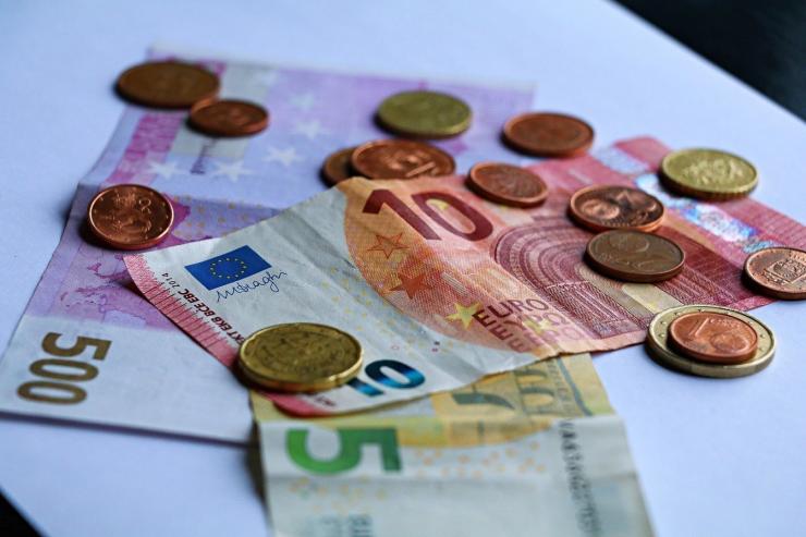Μητέρες με ανήλικα τέκνα: Οι προϋποθέσεις για πρόωρη σύνταξη