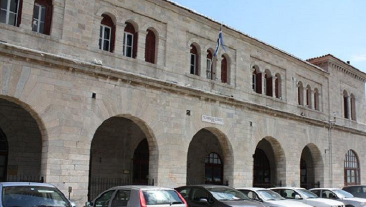 Η υποστελέχωση “τσακίζει” δημοπρατήσεις έργων 