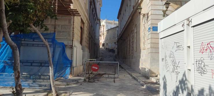 Χαραμάδα… κινδύνου για πεζούς 