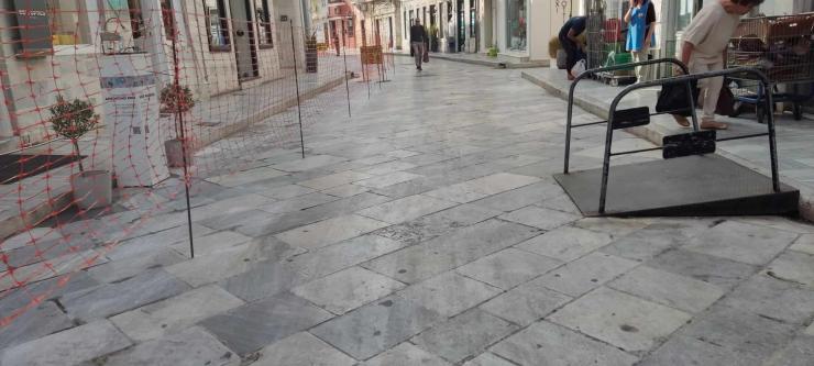 Προτείνει ολοκληρωμένη μελέτη για τον πεζόδρομο 