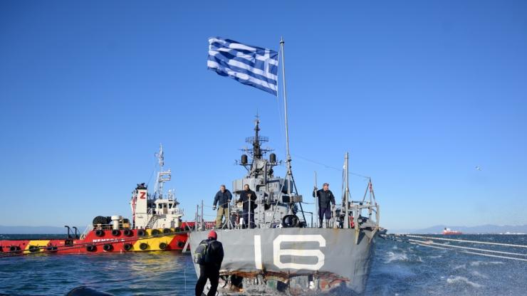 Δένδιας: Διέταξε έρευνα για το αντιτορπιλικό "Βέλος" 