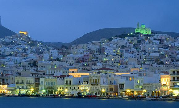 Στη Σύρο η ταξιδιωτική εκπομπή "Heart in a suitcase" του σταθμού TV3 της Εσθονίας