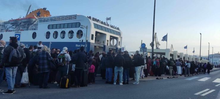 Τρίτο στέγαστρο για την αυξημένη επιβατική κίνηση 