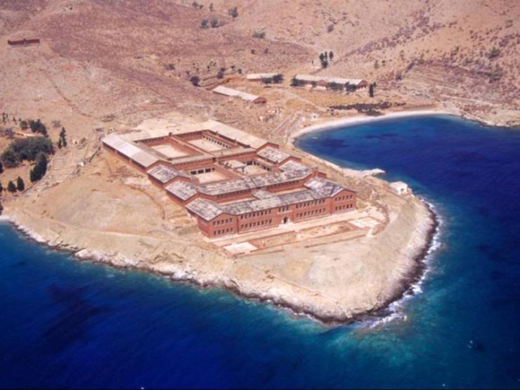 Γυάρος: Καταγγελία ΣΦΕΑ - Η κυβέρνηση παραδίδει τον τόπο μνήμης στα επιχειρηματικά συμφέροντα