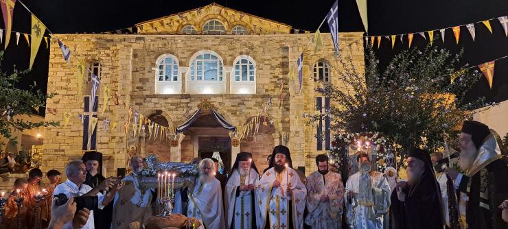 Πάρος: Πανηγυρικός αρχιερατικός εσπερινός στο παλαιοχριστιανικό μνημείο της Παναγίας Εκατονταπυλιανής