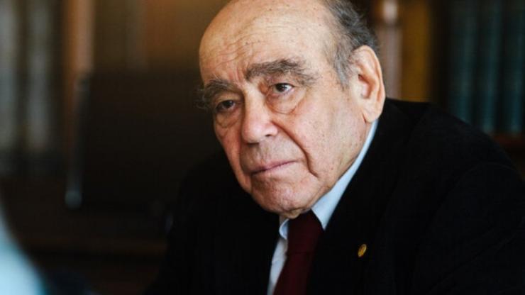 Πέθανε ο σπουδαίος συγγραφέας Θανάσης Βαλτινός