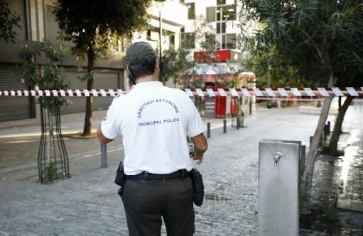 Συναγερμός στο Σύνταγμα για ύποπτη βαλίτσα – Eκκένωση του Υπ. Οικονομικών