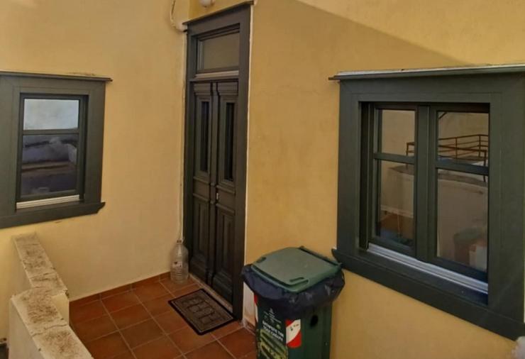 Μόνωση και συντήρηση με νέα κουφώματα 