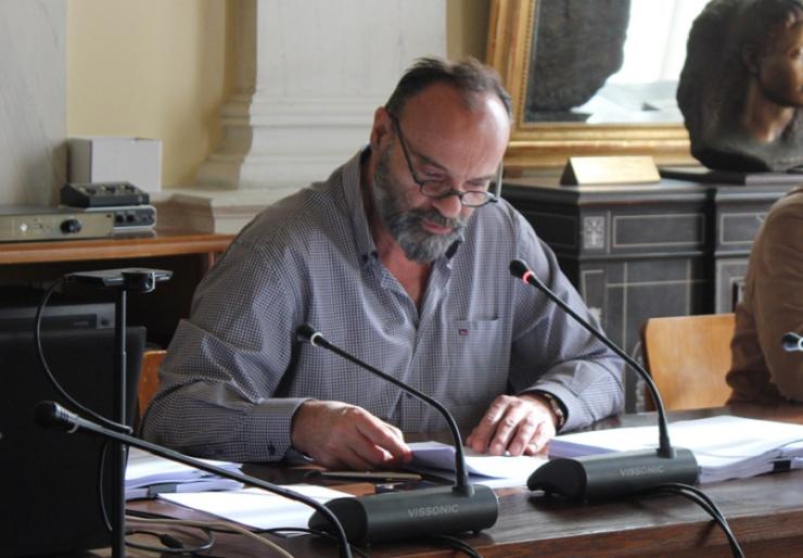 “Αγγίζουν” τα 2 εκατ. ευρώ οι οφειλές προς τον Δήμο Σύρου – Ερμούπολης 