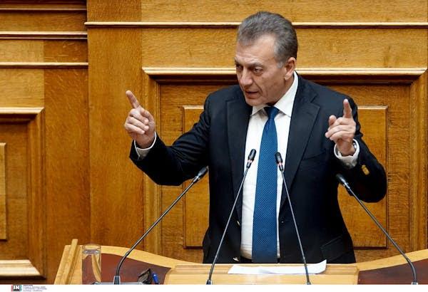 Με ευρύτατη συναίνεση της Βουλής υπερψηφίστηκε και ο 3ος αθλητικός νόμος του Βρούτση