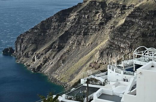 ΕΚΠΑ: Κίνδυνος κατολισθήσεων στη Σαντορίνη ακόμα και με δυνατή βροχή
