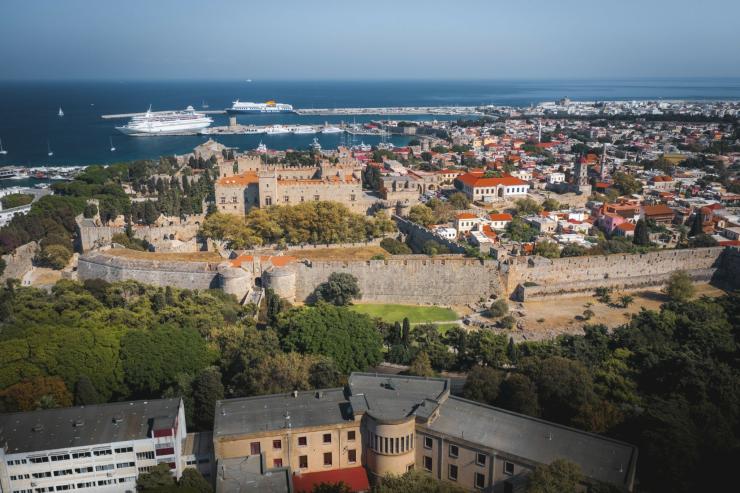 Κύκλωμα Πολεοδομίας Ρόδου: Ολοκληρώνεται ο πειθαρχικός έλεγχος για τους δικαστικούς