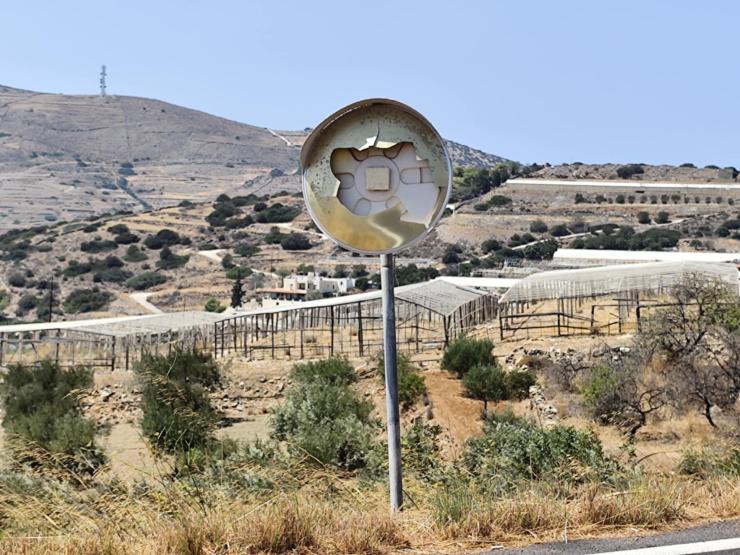 Καθρέπτες για αντικατάσταση σε όλους τους δρόμους της Σύρου 