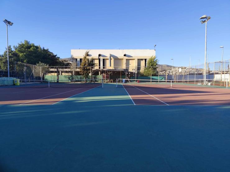 Αντικαταστάσεις αλλά και εκκρεμότητες στα γήπεδα τένις 