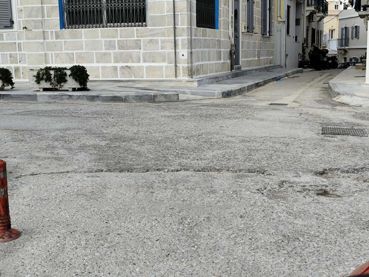  Παραμένει χωρίς αποκαταστάσεις ο δρόμος 