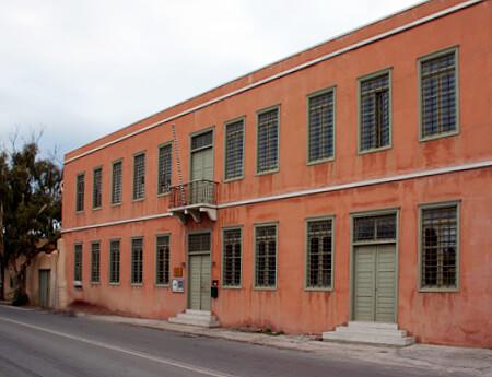 Χωρίς αποκατάσταση της στέγης δεν “στήνεται” Γεωμουσείο 