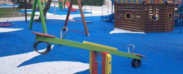 Σύρος: Προσωρινά κλειστή η παιδική χαρά Κοιμήσεως για συντηρήσεις