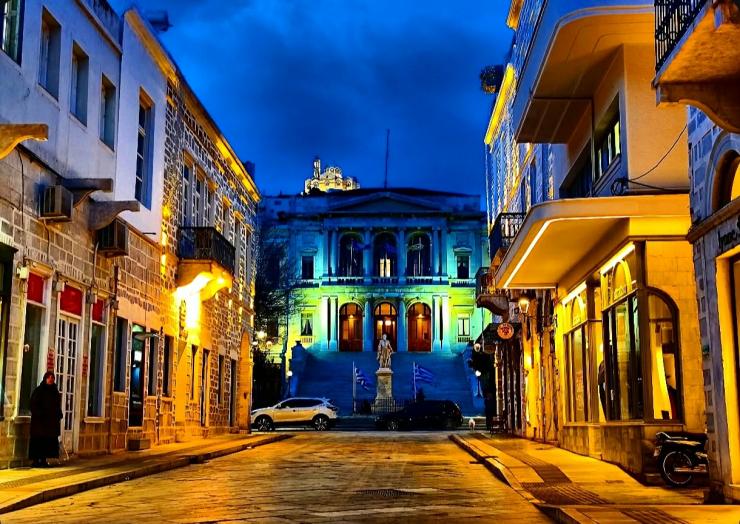  Η πόλη του Ερμή μέσα από τον “φακό” της Λέσχης Φωτογραφίας Σύρου 