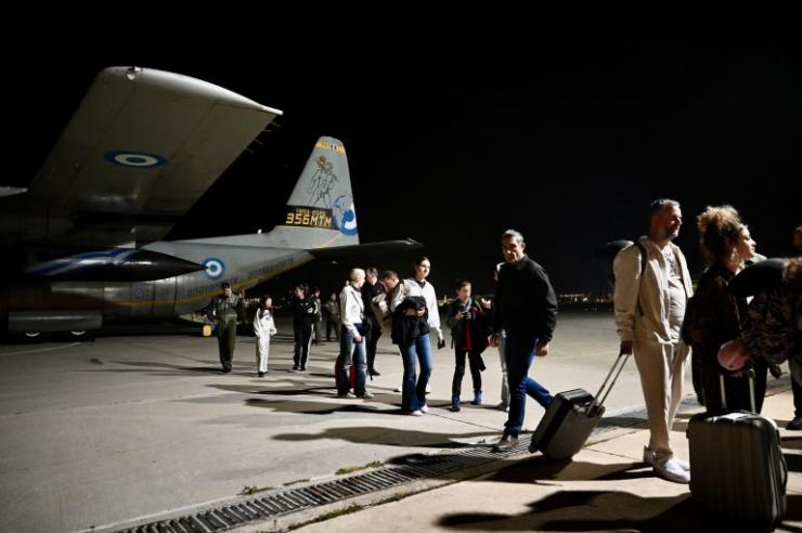 ΥΠΕΞ: Συνεχίζονται οι επιχειρήσεις επαναπατρισμού - Έχουν επιστρέψει 1.039 άτομα