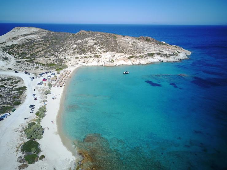 Conde Nast Traveller: Η παραλία Πράσσα της Κιμώλου στις πιο προβεβλημένες 