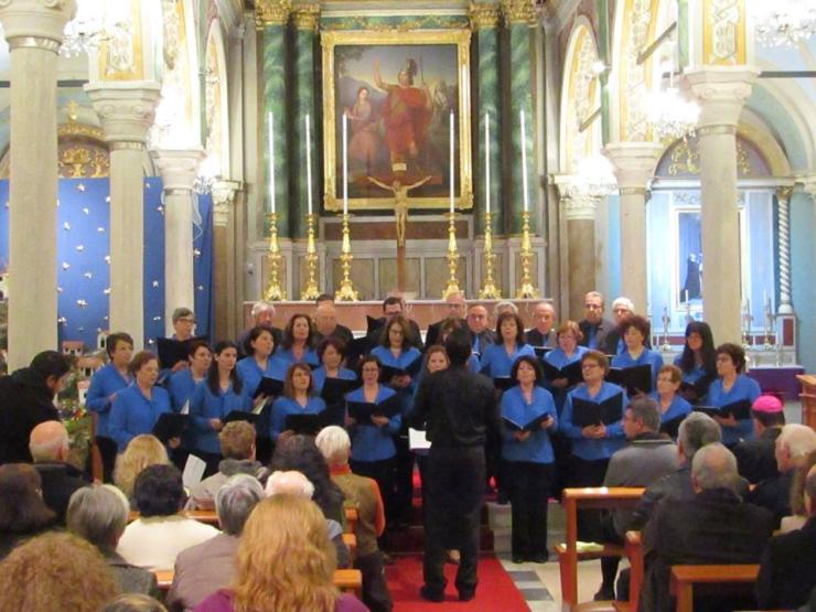 Γιορτινή… πολυφωνία