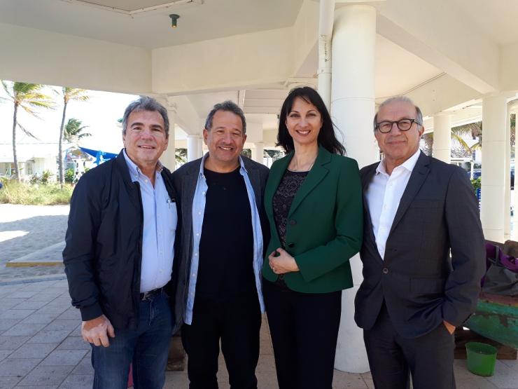 Επαφές Γ. Λεονταρίτη στο Μαϊάμι για κινηματογραφικά στούντιο στη Σύρο