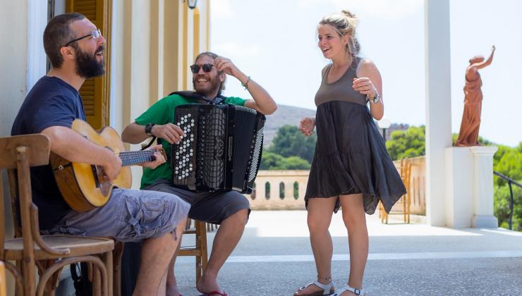 Αφιέρωμα σε μια ξεχωριστή σχολή ακορντεονιστών 